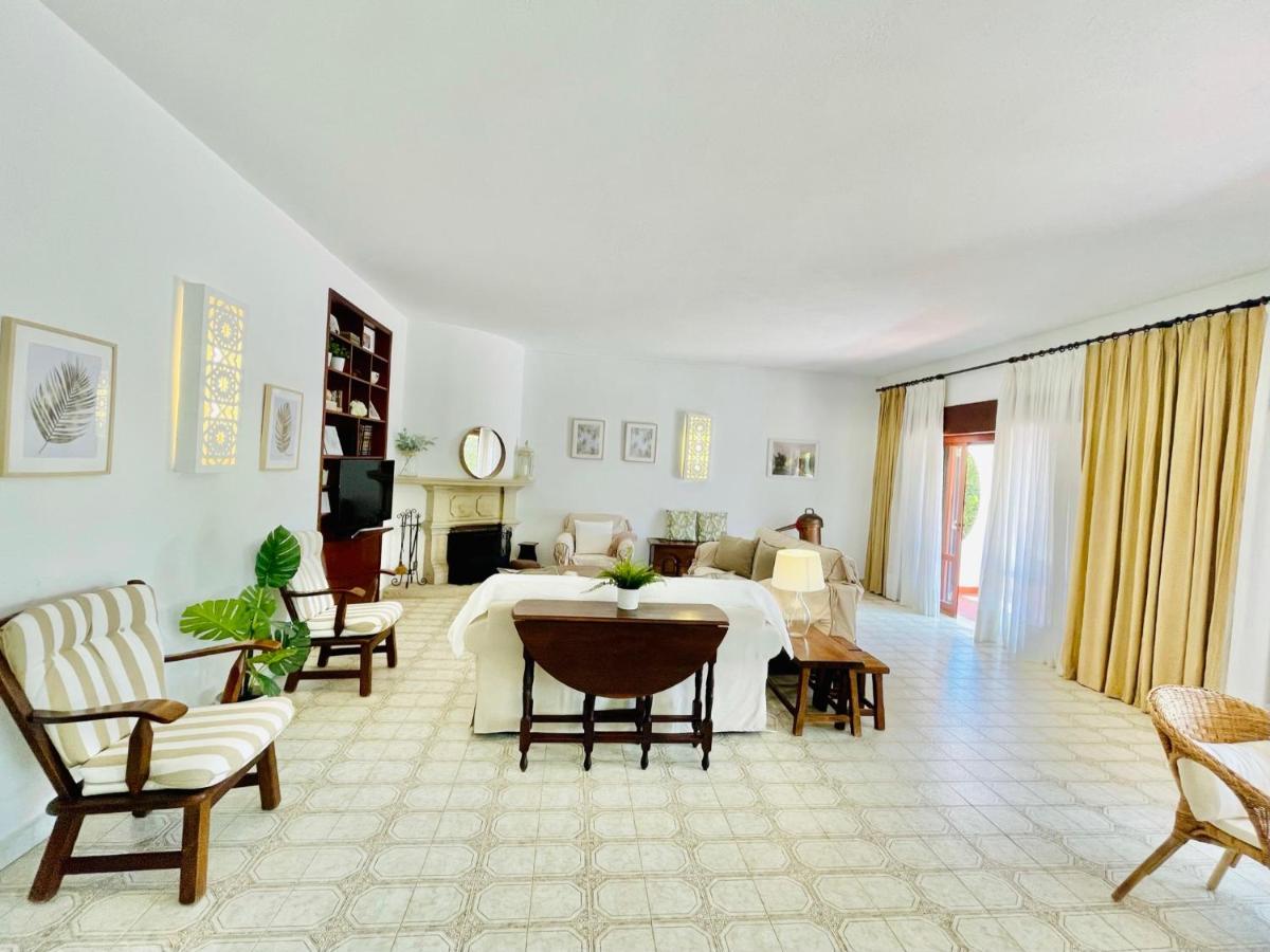 Casa Dos Trevos, 5 Bedroom With Pool Villa